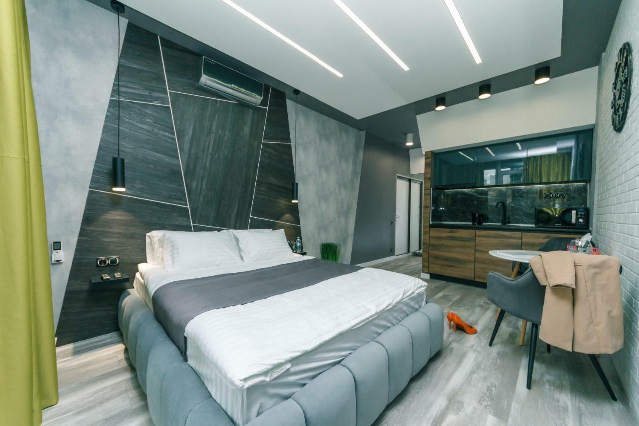 Luxury Apartments Kyiv Exterior foto