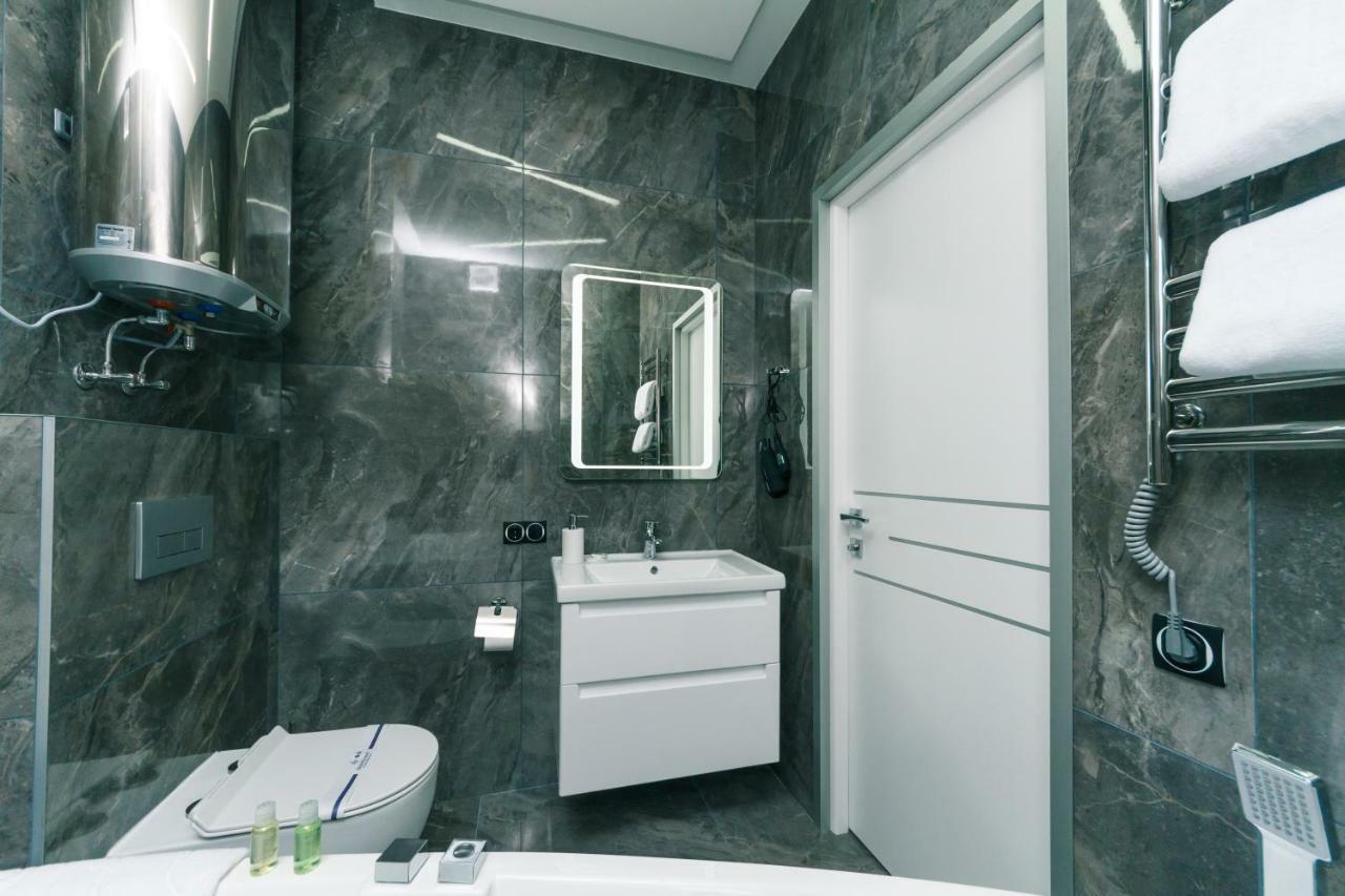 Luxury Apartments Kyiv Exterior foto