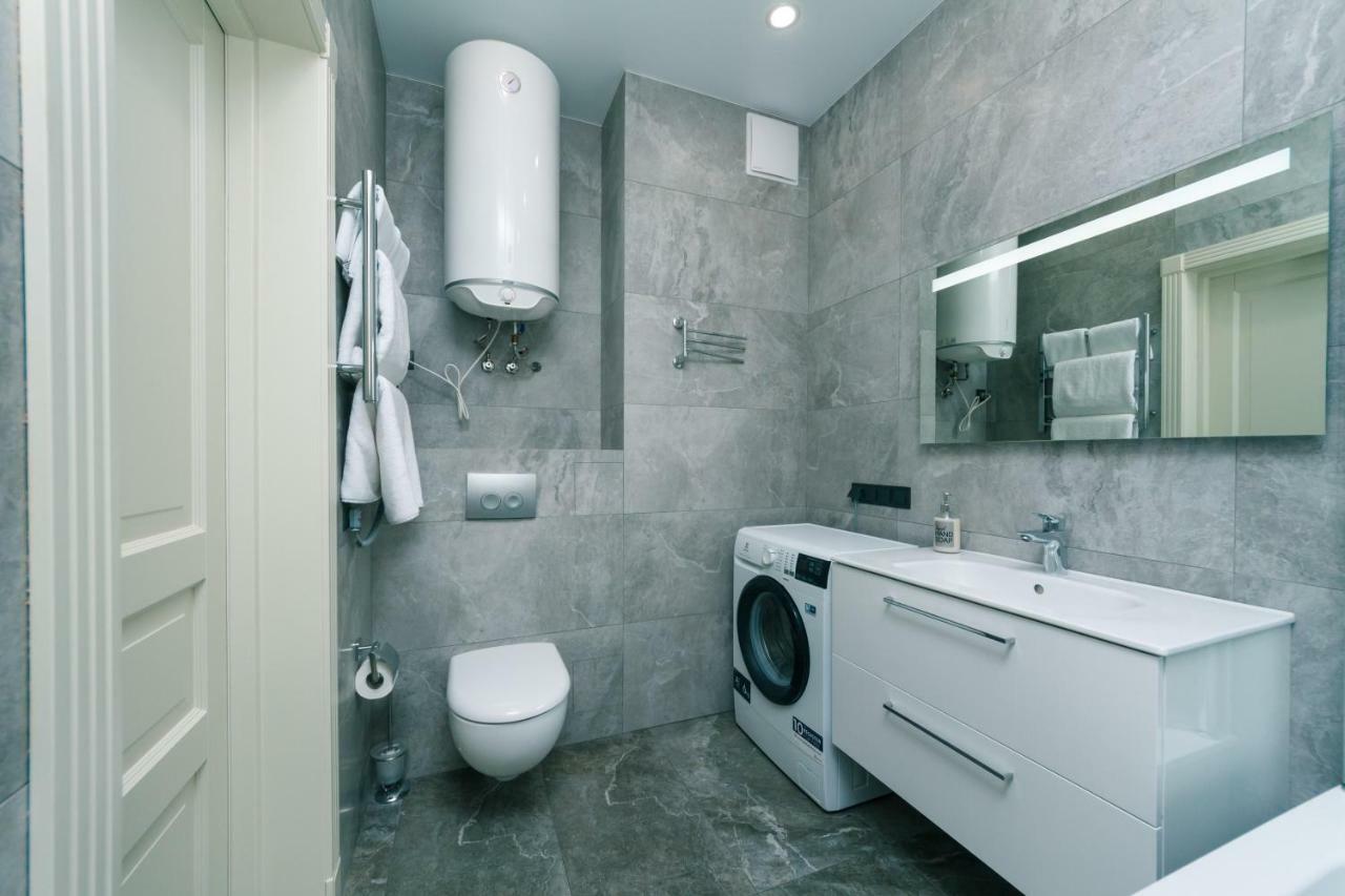 Luxury Apartments Kyiv Exterior foto